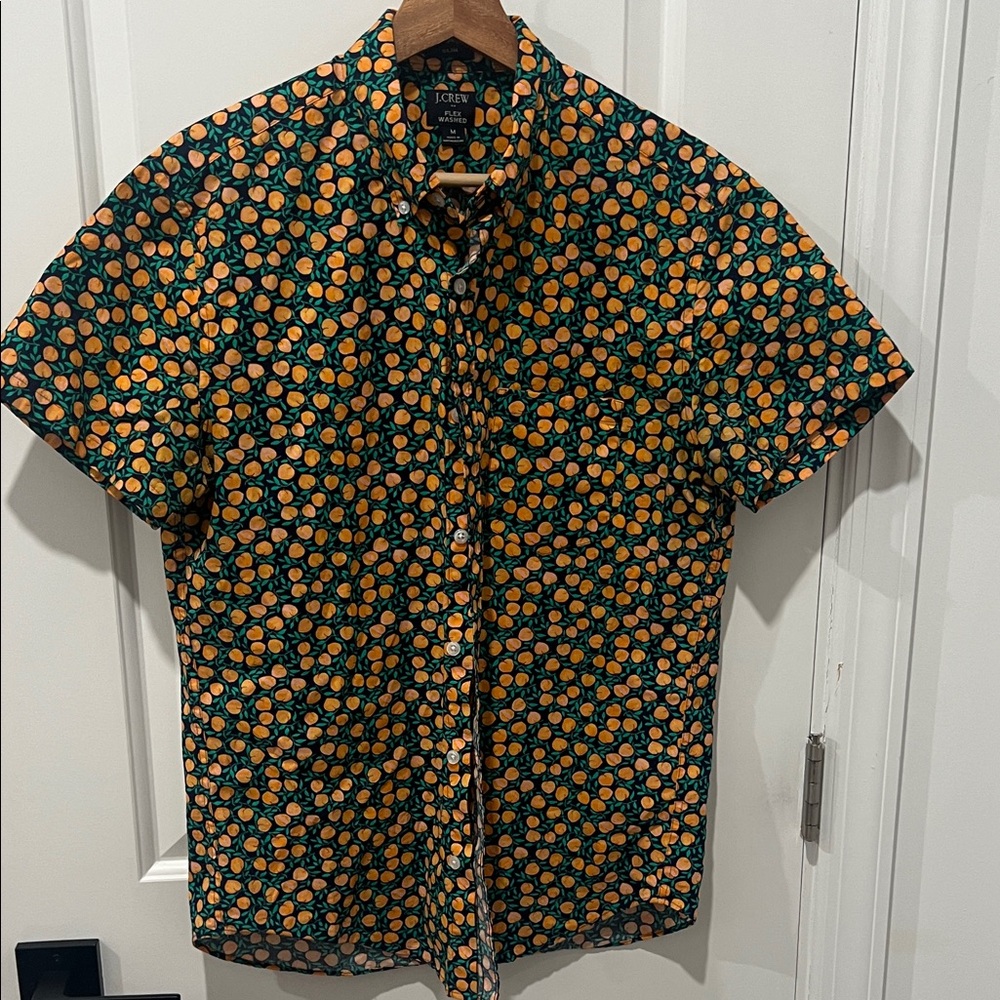 J. Crew Short-Sleeve Flex Wash Button-Up Shirt Peach Print Size Medium